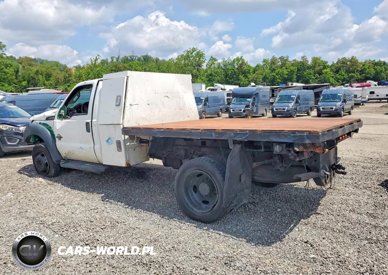 2016 Ford F550 Super Duty VIN:1FDUF5GT7GEB64609 - 2