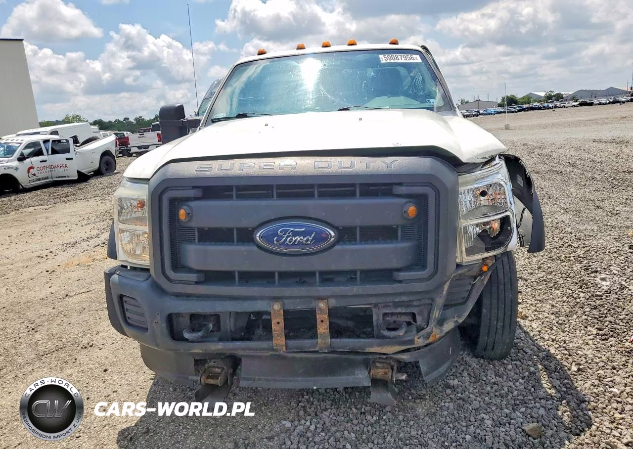 2016 Ford F550 Super Duty VIN:1FDUF5GT7GEB64609 - 5