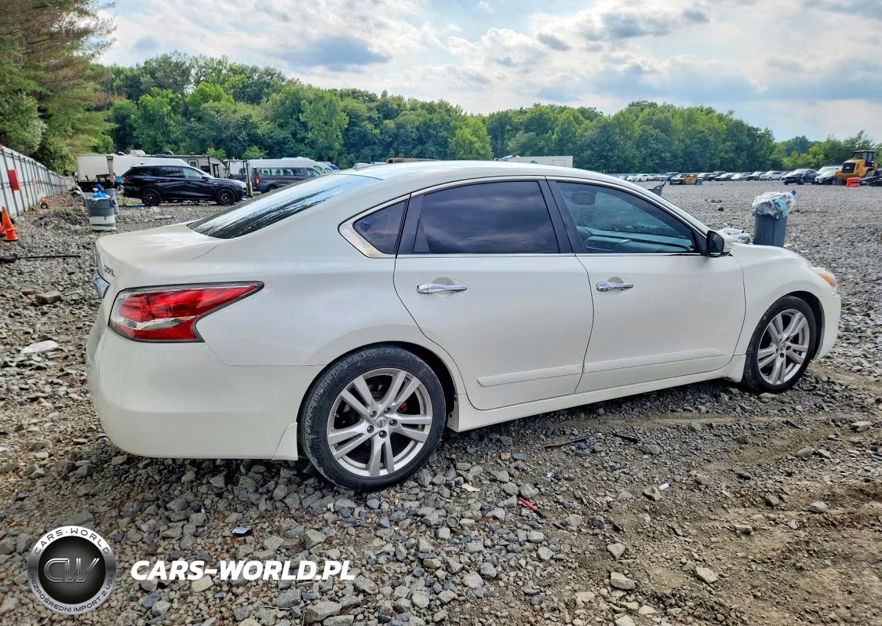 2015 Nissan Altima 3.5 Sl VIN:1N4BL3AP5FC151605 - 3