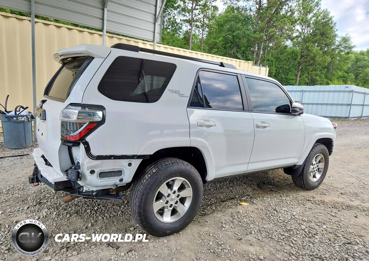 2024 Toyota 4Runner Trd Off-Road Premium VIN:JTERU5JR8R6249979 - 3