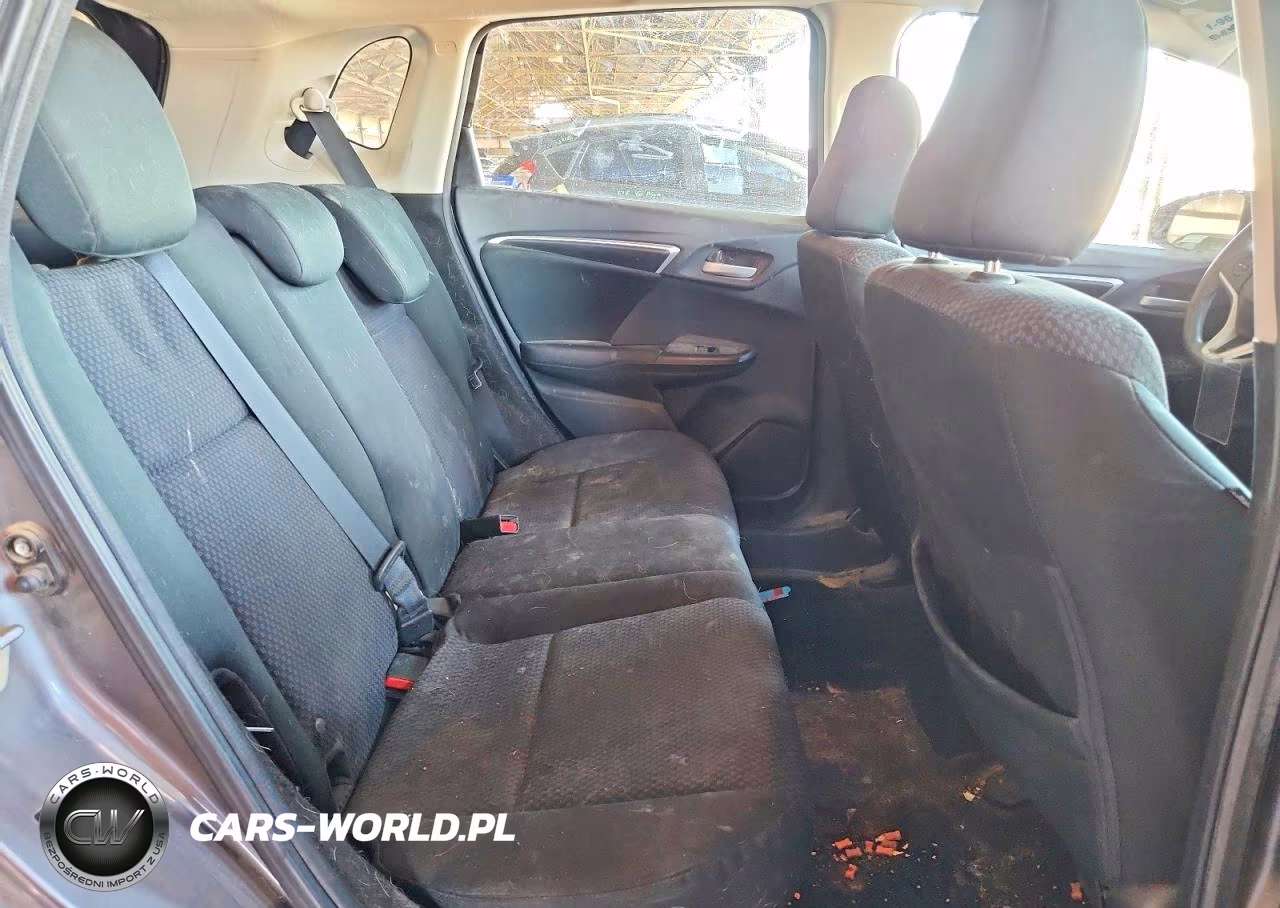 2019 Honda Fit VIN:3HGGK5H43KM733223 - 10
