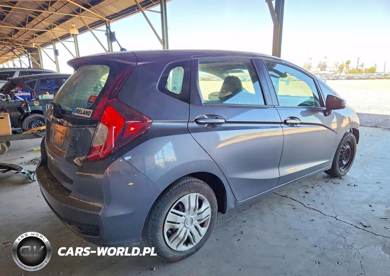 2019 Honda Fit VIN:3HGGK5H43KM733223 - 3