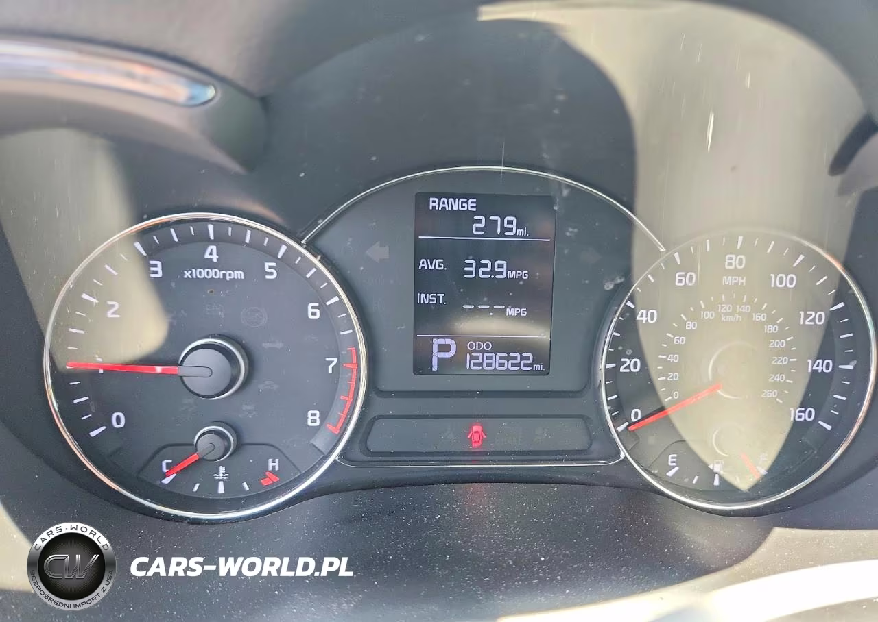 2016 Kia Forte Lx VIN:KNAFK5A83G5525165 - 9
