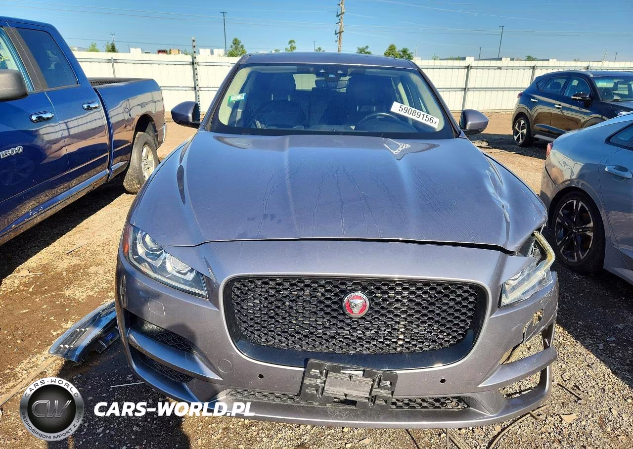 2020 Jaguar F-Pace Premium VIN:SADCJ2FX3LA623495 - 5