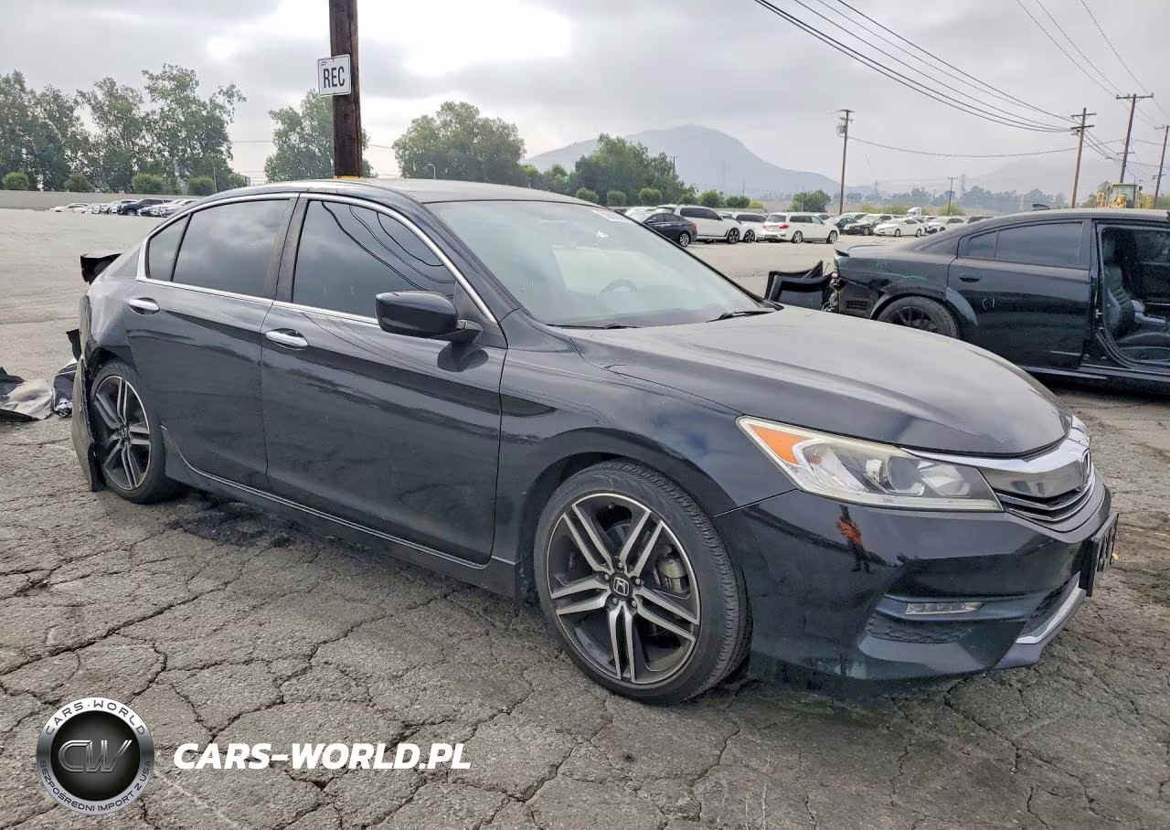 2016 Honda Accord Sport VIN:1HGCR2F58GA228352 - 4