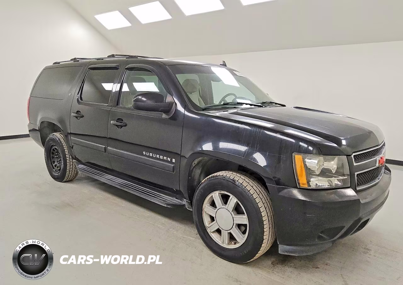 2007 Chevrolet Suburban C1500 VIN:1GNFC16037R216971 - 4