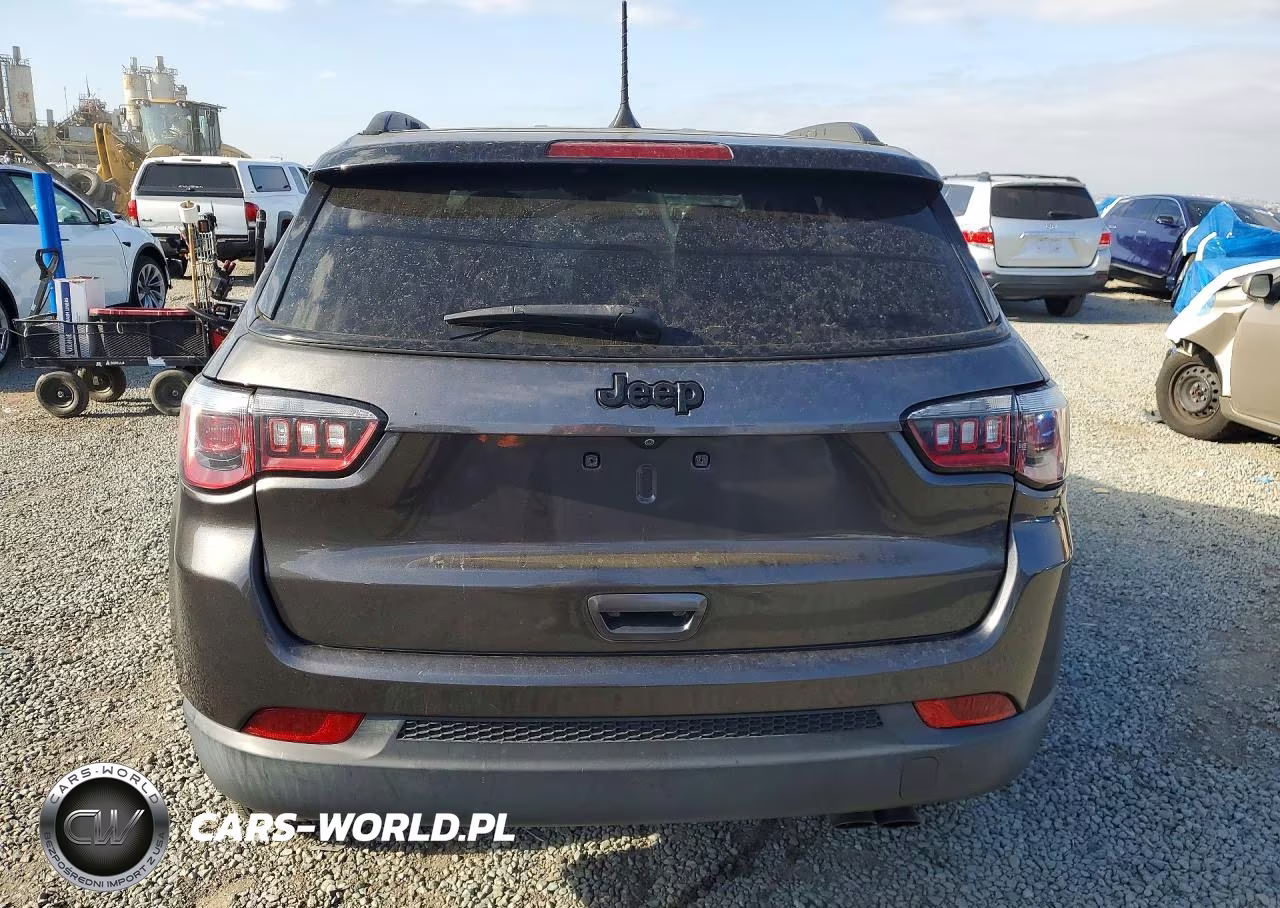 2018 Jeep Compass VIN:3C4NJCBB9JT409539 - 6