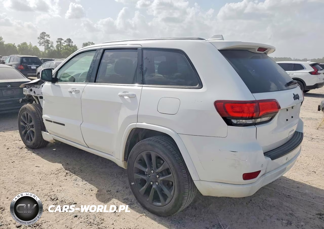 2019 Jeep Grand Cherokee Laredo VIN:1C4RJEAG4KC596910 - 2