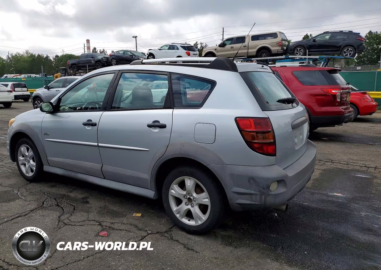 2008 Pontiac Vibe VIN:5Y2SL658X8Z404173 - 2