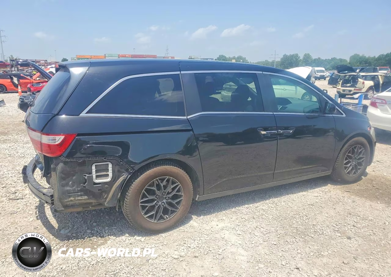 2013 Honda Odyssey Ex VIN:5FNRL5H43DB066469 - 3