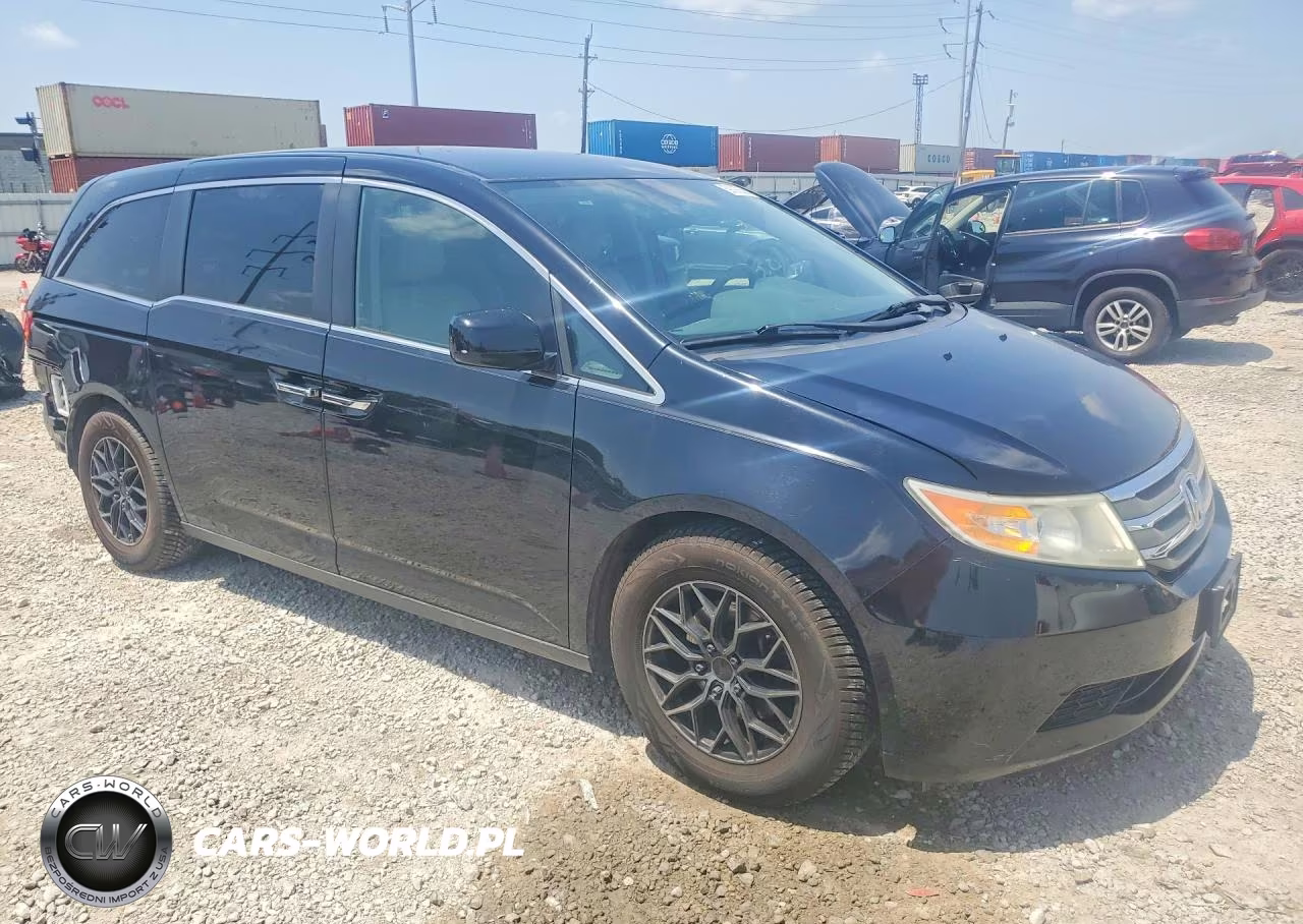 2013 Honda Odyssey Ex VIN:5FNRL5H43DB066469 - 4