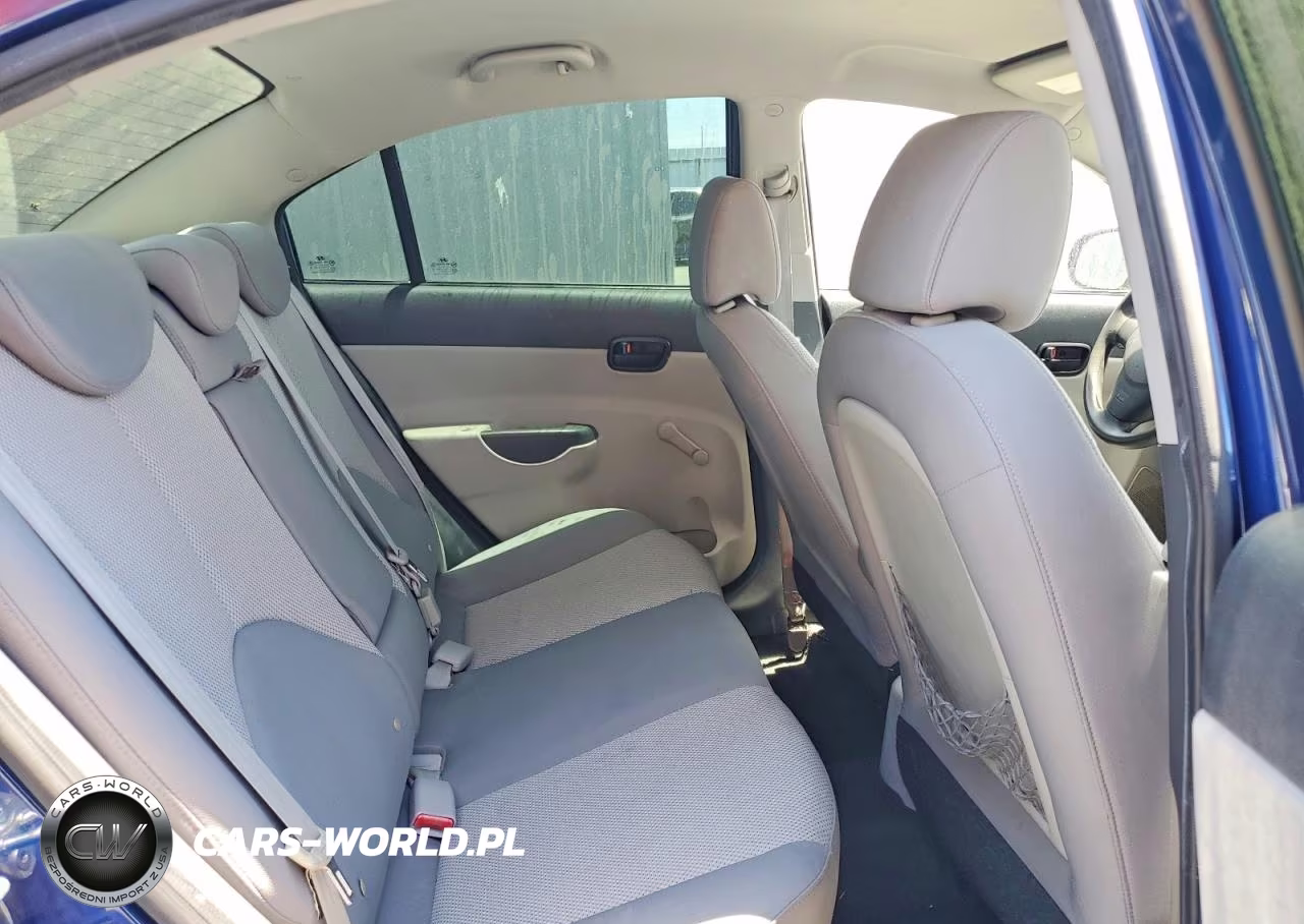 2011 Hyundai Accent Gls VIN:KMHCN4AC0BU613127 - 10