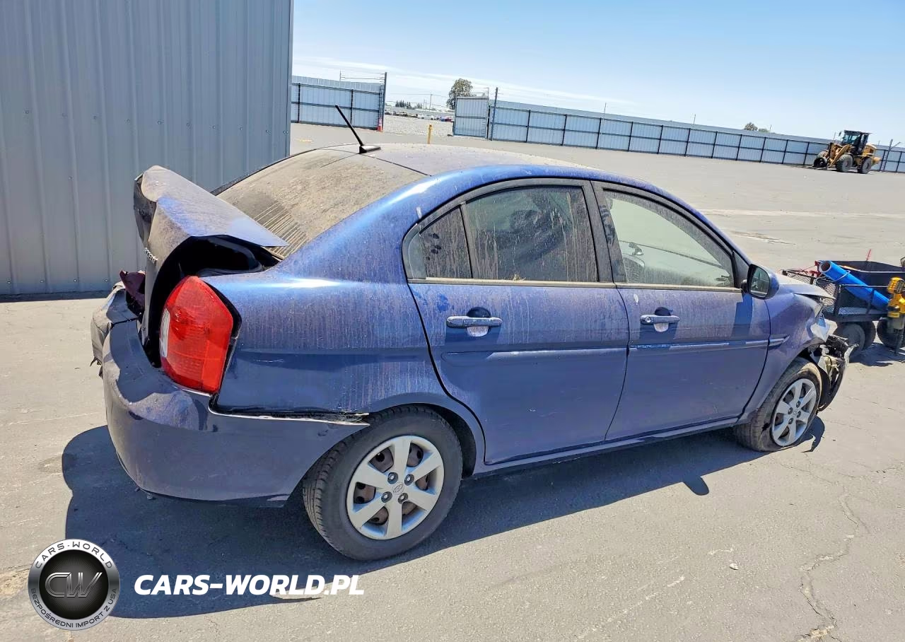 2011 Hyundai Accent Gls VIN:KMHCN4AC0BU613127 - 3