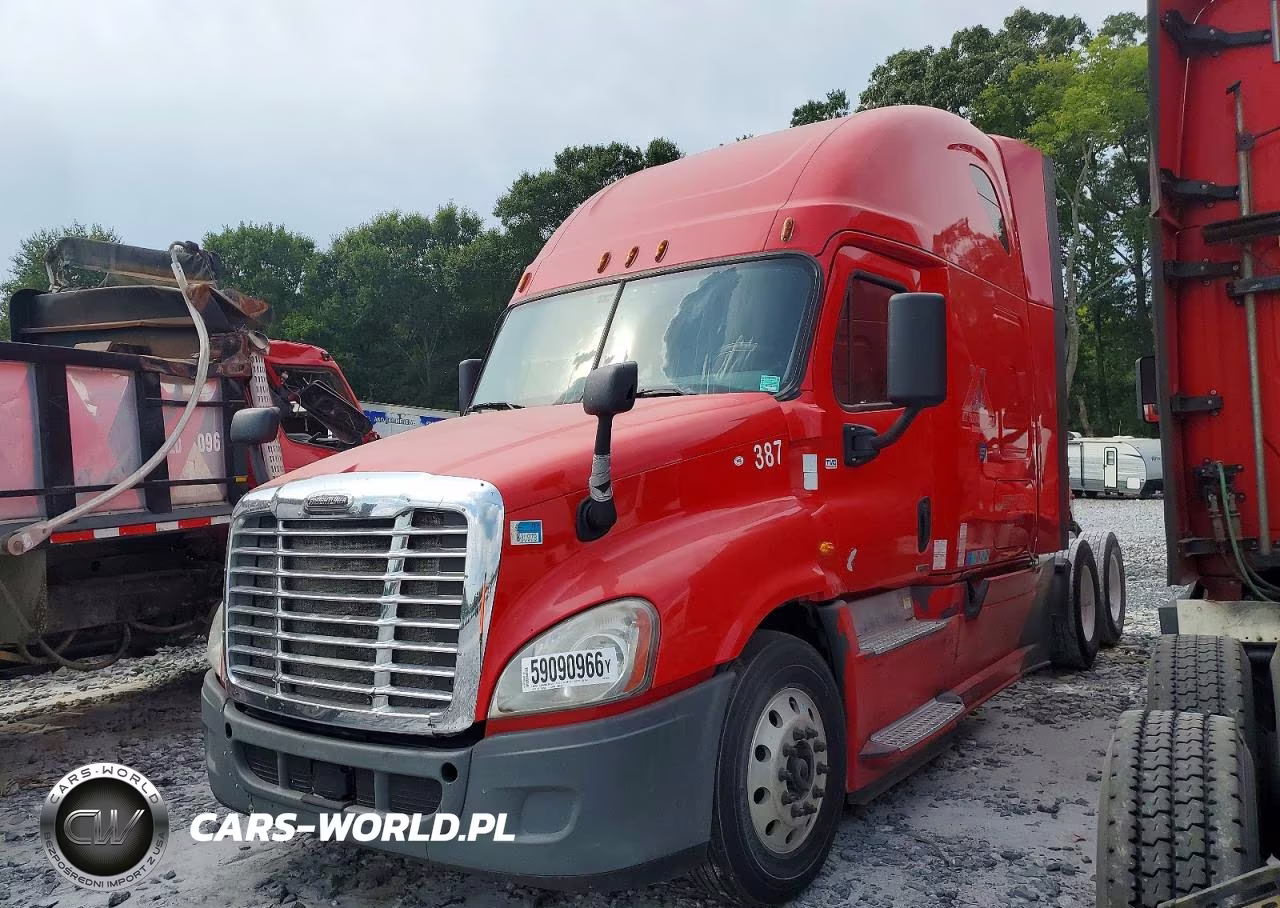 2015 Freightliner Cascadia Semi Truck VIN:3AKJGLD56FSGG3387 - 2