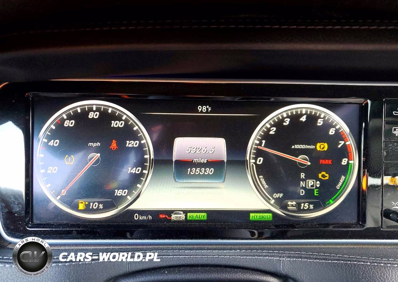2017 Mercedes-Benz S 550E VIN:WDDUG6DB6HA302643 - 9