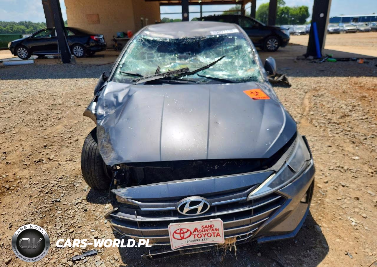 2019 Hyundai Elantra Sel VIN:5NPD84LF2KH404473 - 5