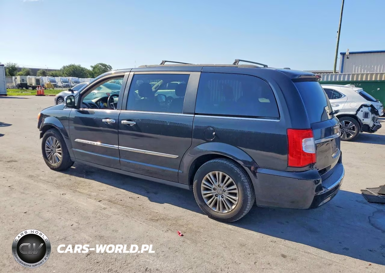 2015 Chrysler Town & Country Touring L VIN:2C4RC1CG9FR655527 - 2