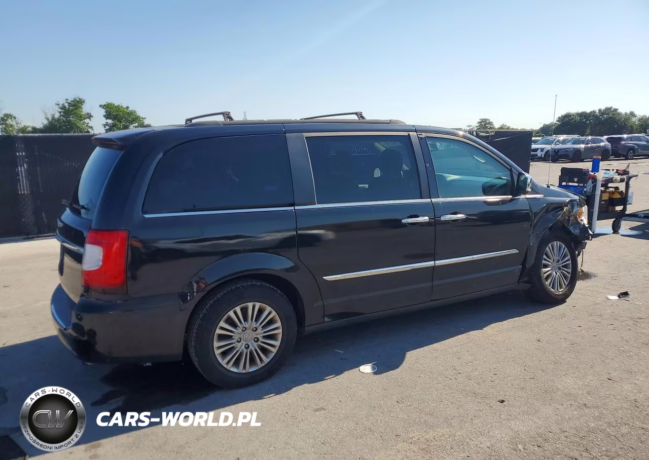 2015 Chrysler Town & Country Touring L VIN:2C4RC1CG9FR655527 - 3