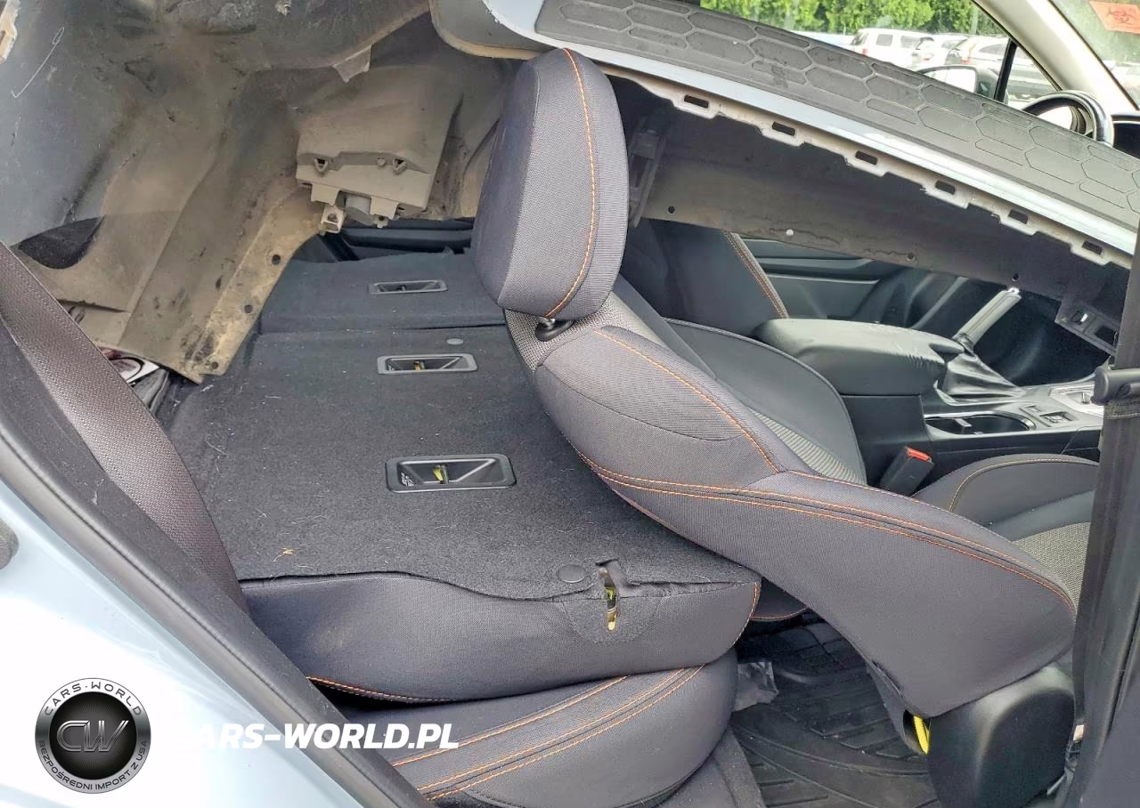 2018 Subaru Crosstrek Premium VIN:JF2GTADC4J8302542 - 11
