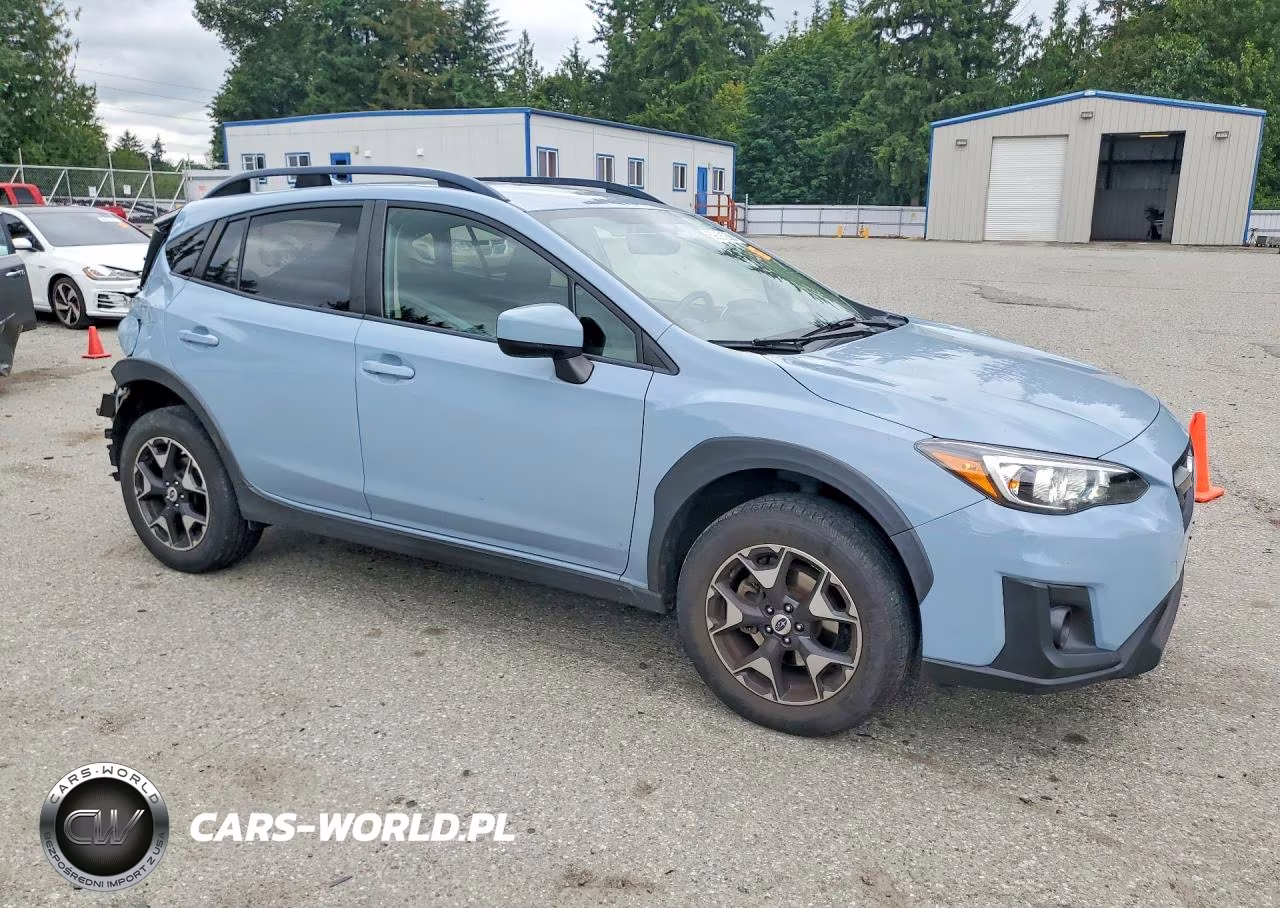 2018 Subaru Crosstrek Premium VIN:JF2GTADC4J8302542 - 4