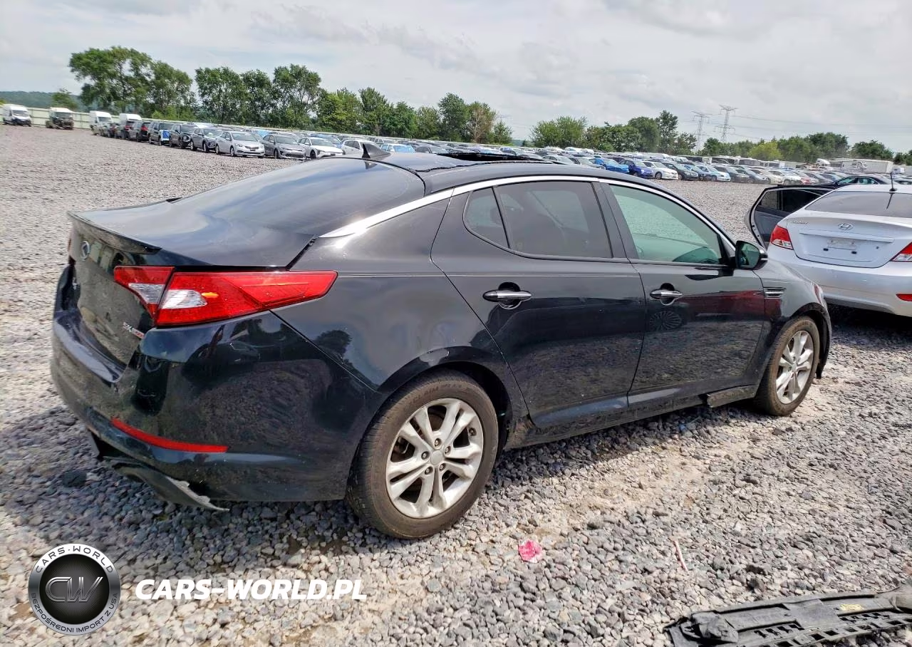 2012 Kia Optima Sx VIN:5XXGR4A64CG081702 - 3