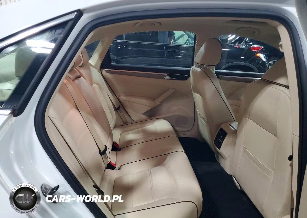 2018 Volkswagen Passat Se VIN:1VWBA7A31JC001730 - 10