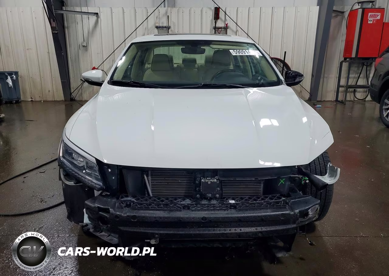 2018 Volkswagen Passat Se VIN:1VWBA7A31JC001730 - 5
