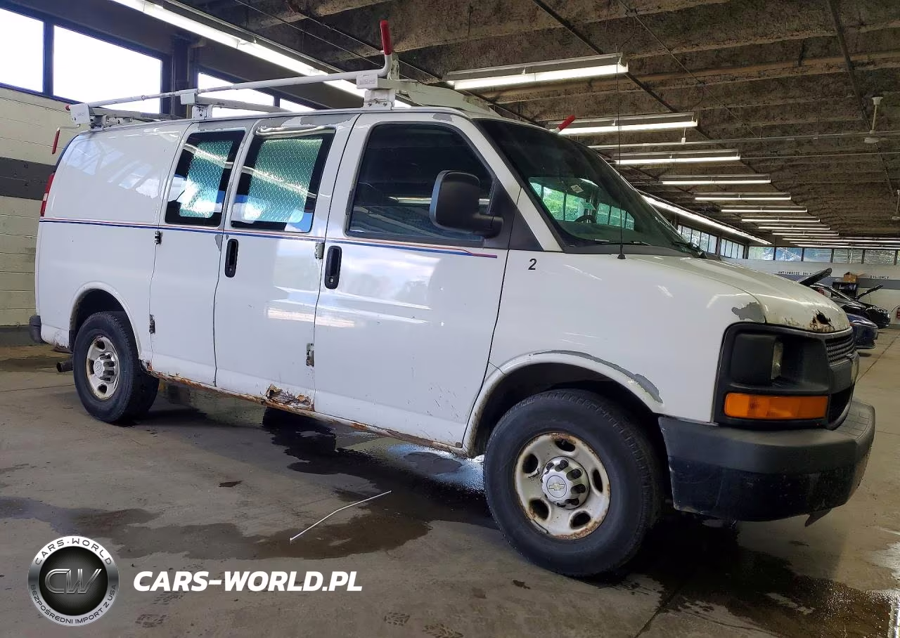 2012 Chevrolet Express G2500 VIN:1GCWGFCA5C1101742 - 4