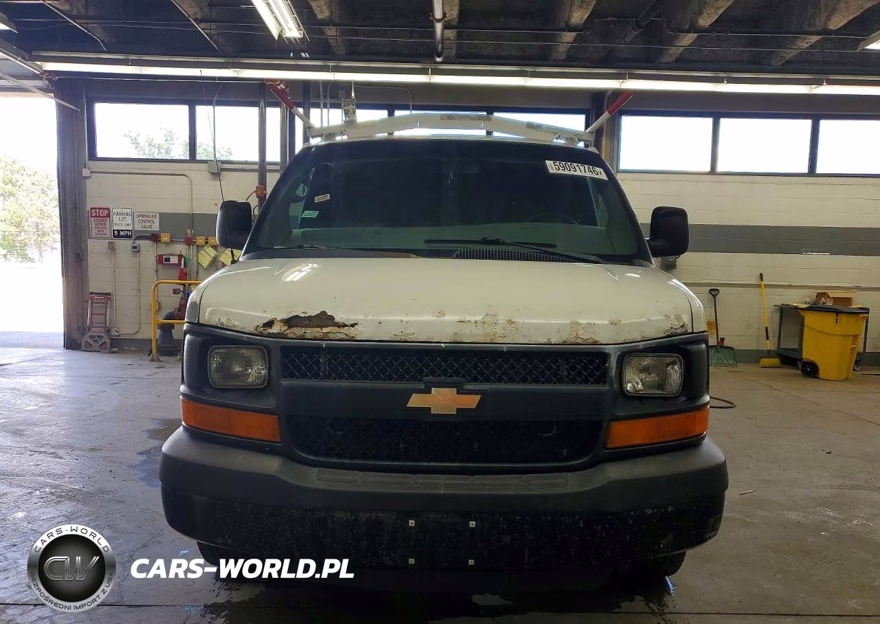 2012 Chevrolet Express G2500 VIN:1GCWGFCA5C1101742 - 5
