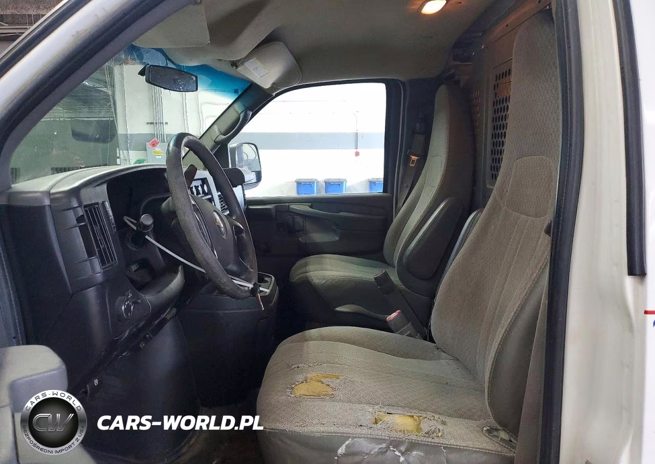 2012 Chevrolet Express G2500 VIN:1GCWGFCA5C1101742 - 7