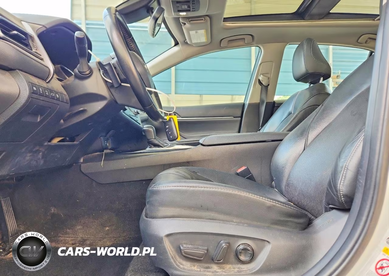 2018 Toyota Camry Xse VIN:4T1B61HK1JU126859 - 7