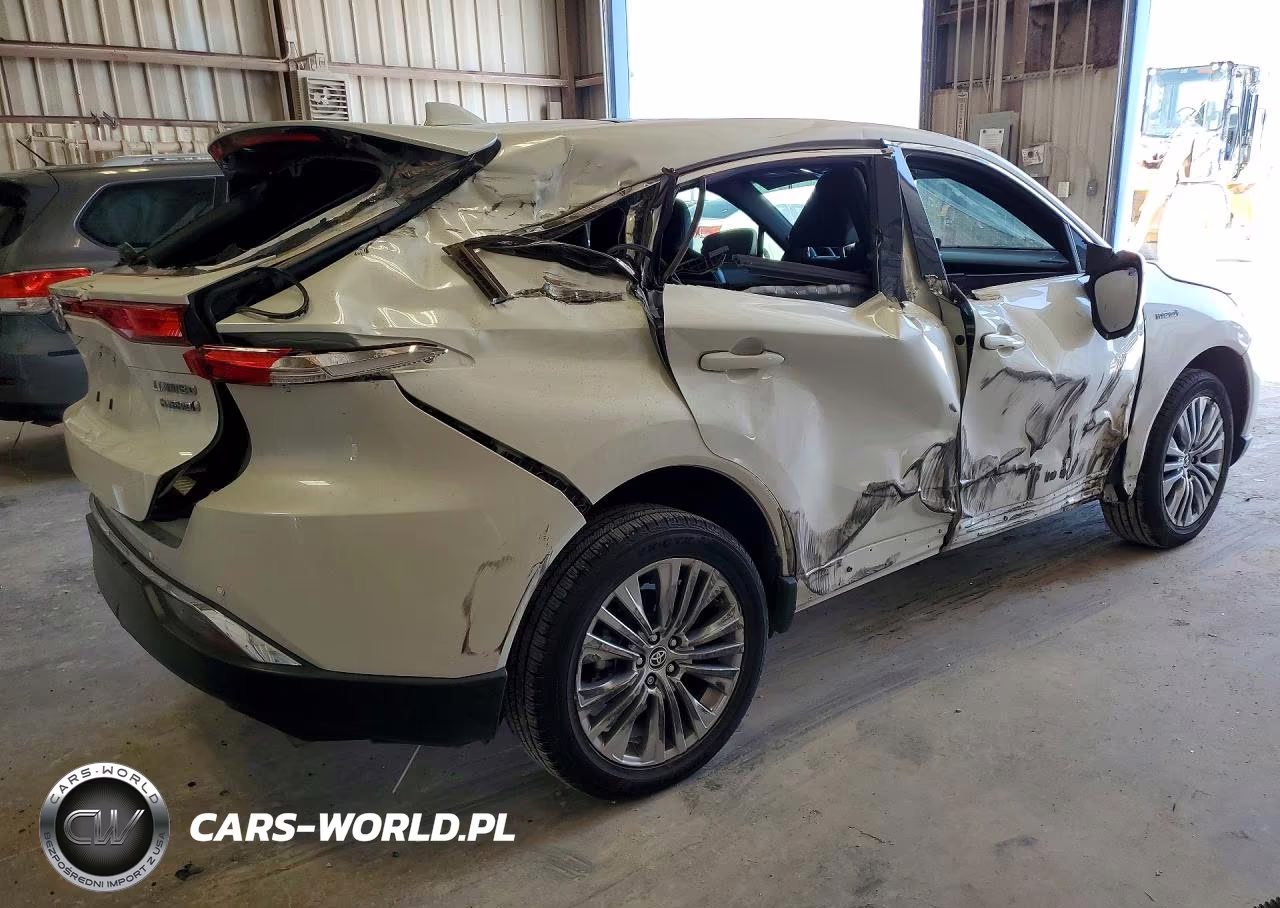 2021 Toyota Venza Limited VIN:JTEAAAAH7MJ069985 - 3