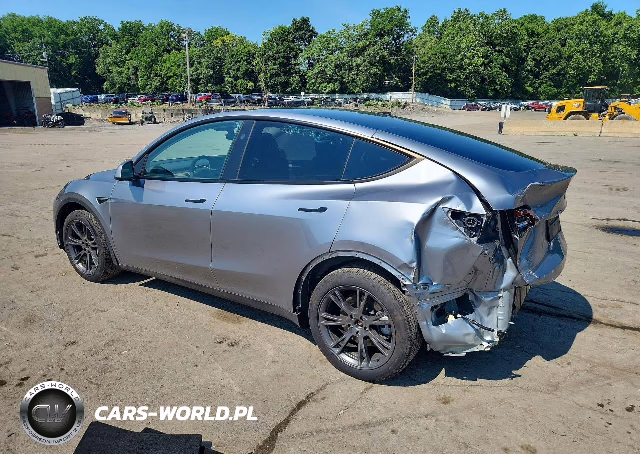 2024 Tesla Model Y VIN:7SAYGDEE2RA322678 - 2