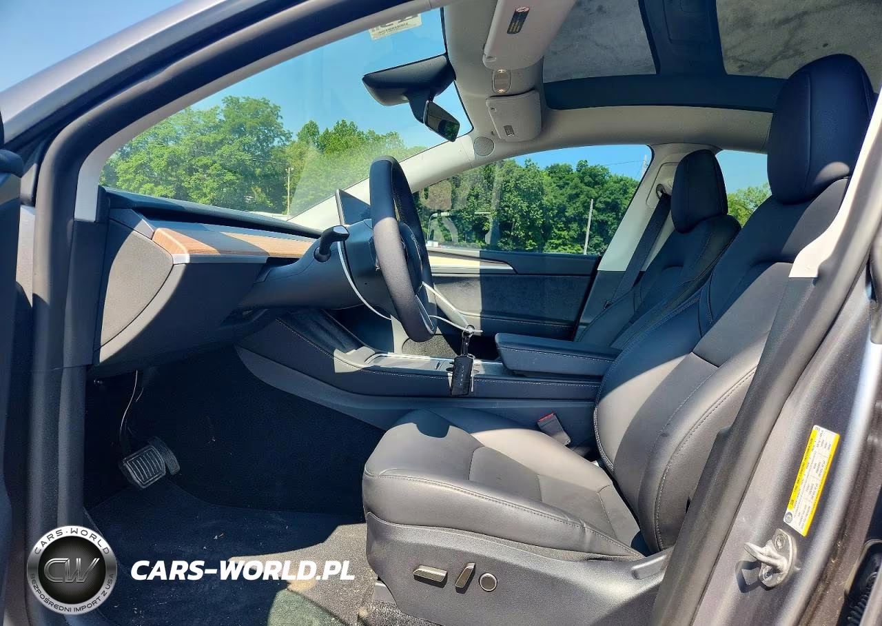 2024 Tesla Model Y VIN:7SAYGDEE2RA322678 - 7