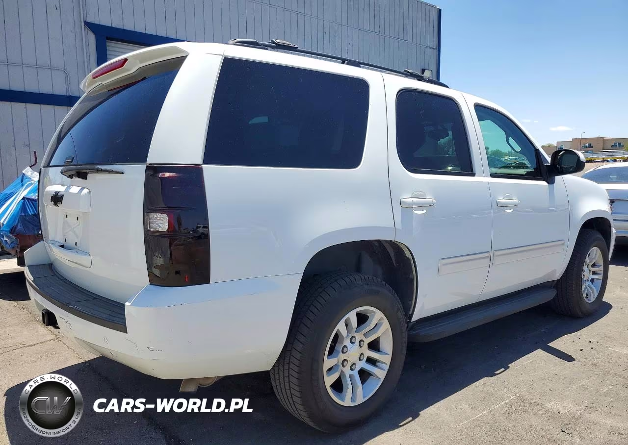 2011 Chevrolet Tahoe C1500 Lt VIN:1GNSCBE08BR168365 - 3