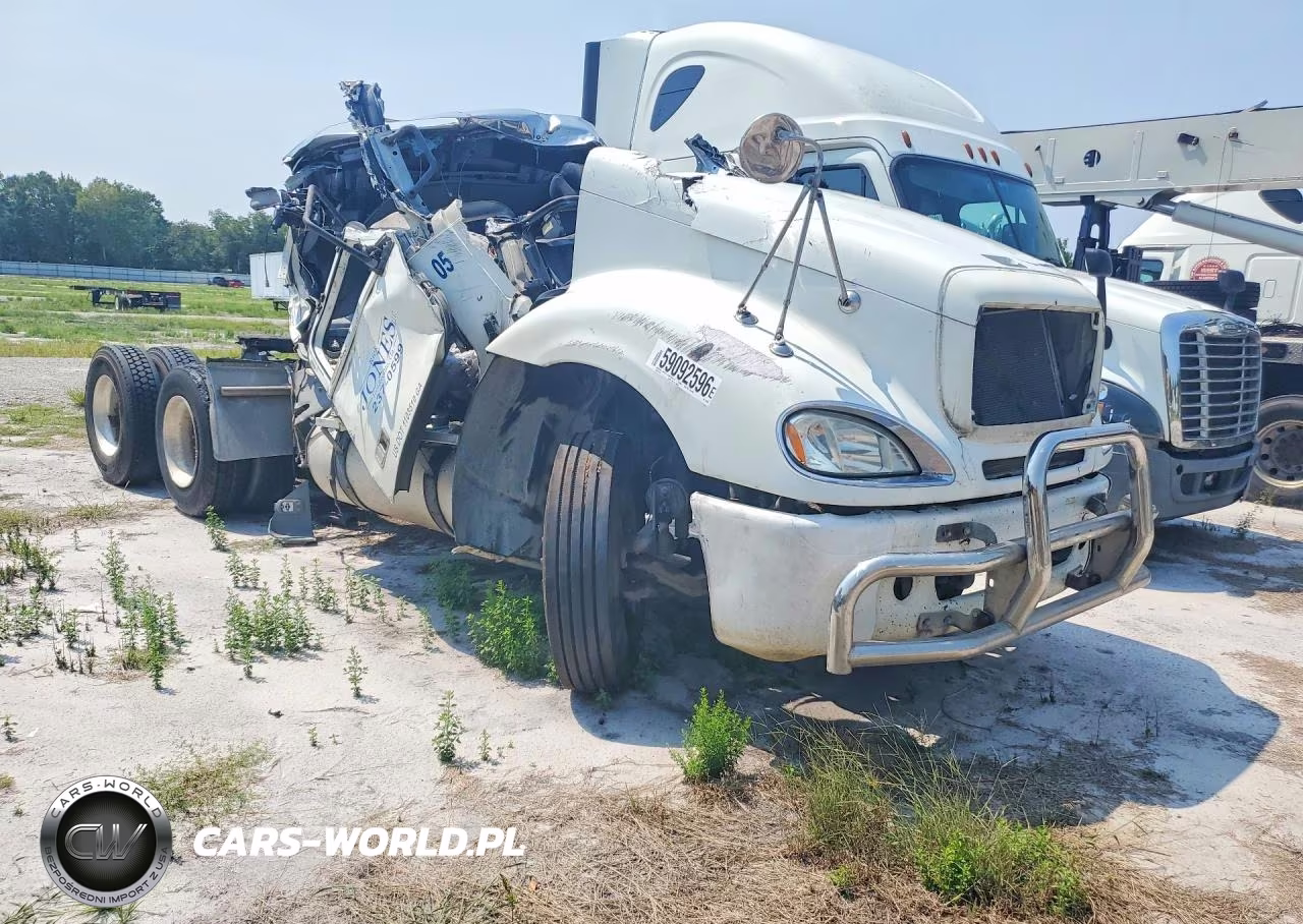 2015 Freightliner Columbia Semi Truck VIN:3ALXA7006FDGK5238 - 4