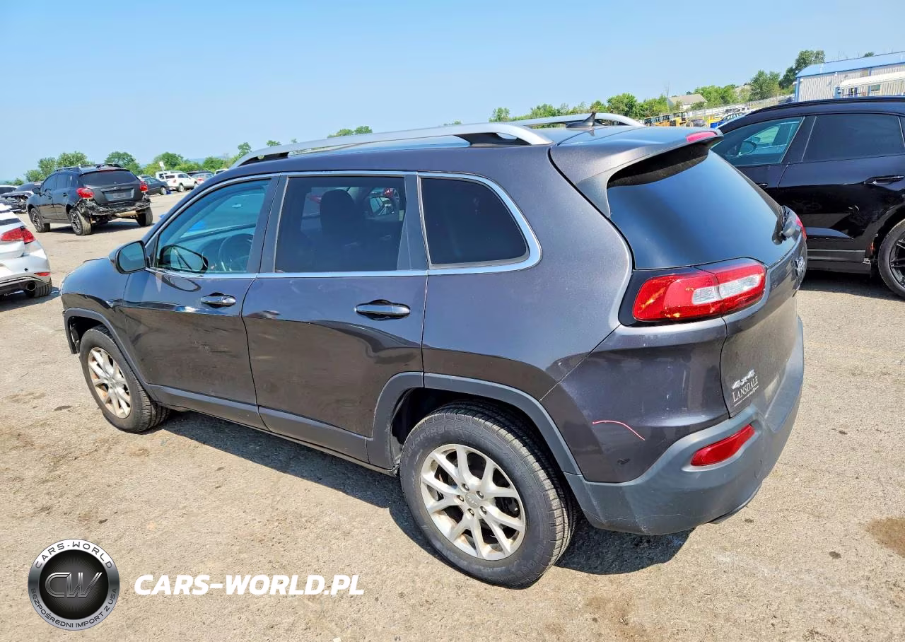 2015 Jeep Cherokee Latitude VIN:1C4PJMCS7FW787843 - 2