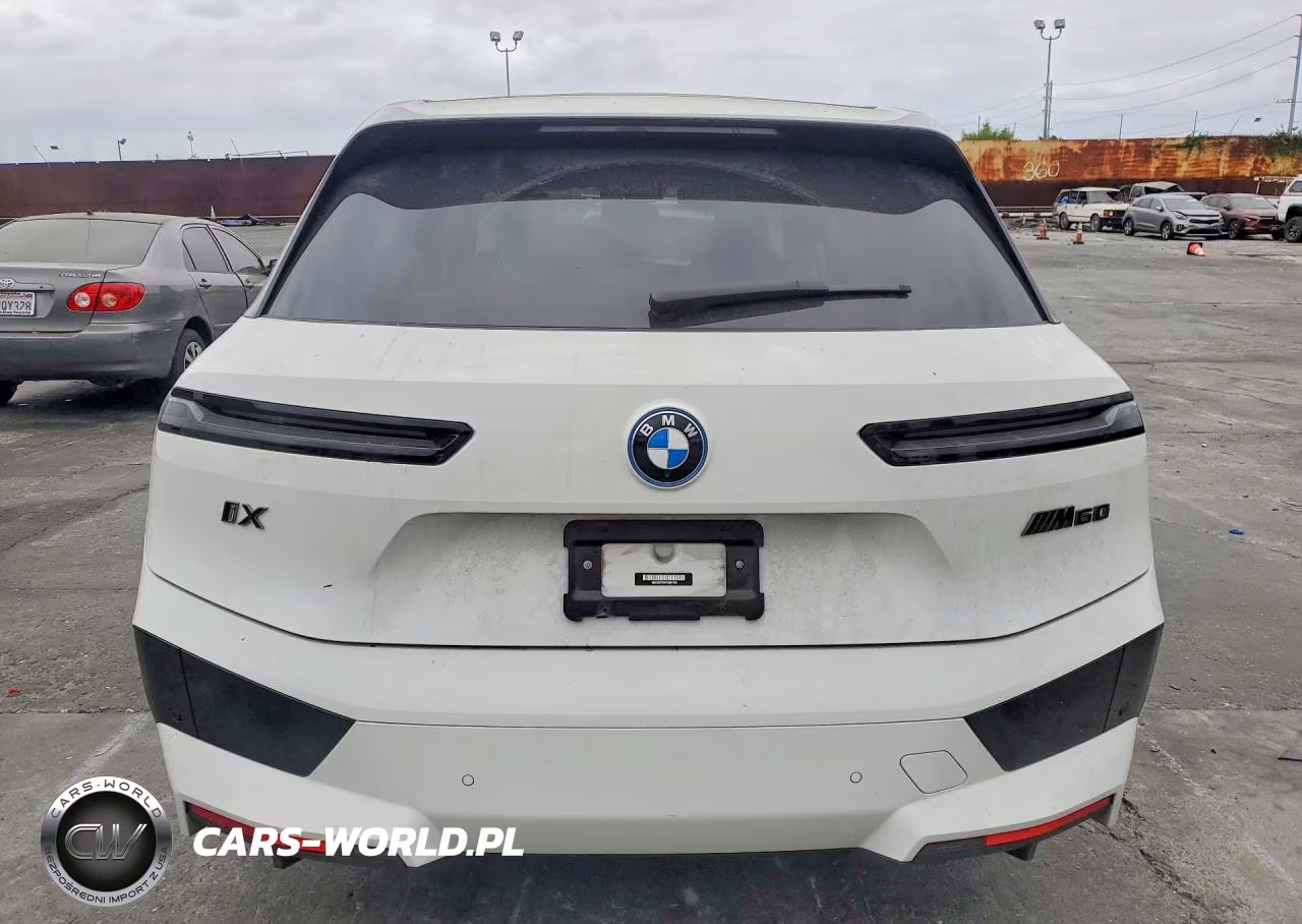 2023 BMW Ix M60 VIN:WB533CF03PCM64126 - 6