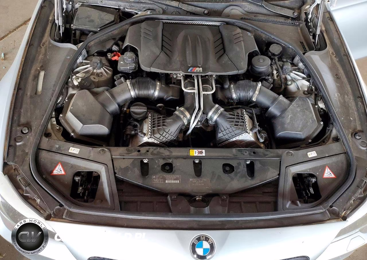 2013 BMW M5 VIN:WBSFV9C51DC773824 - 11
