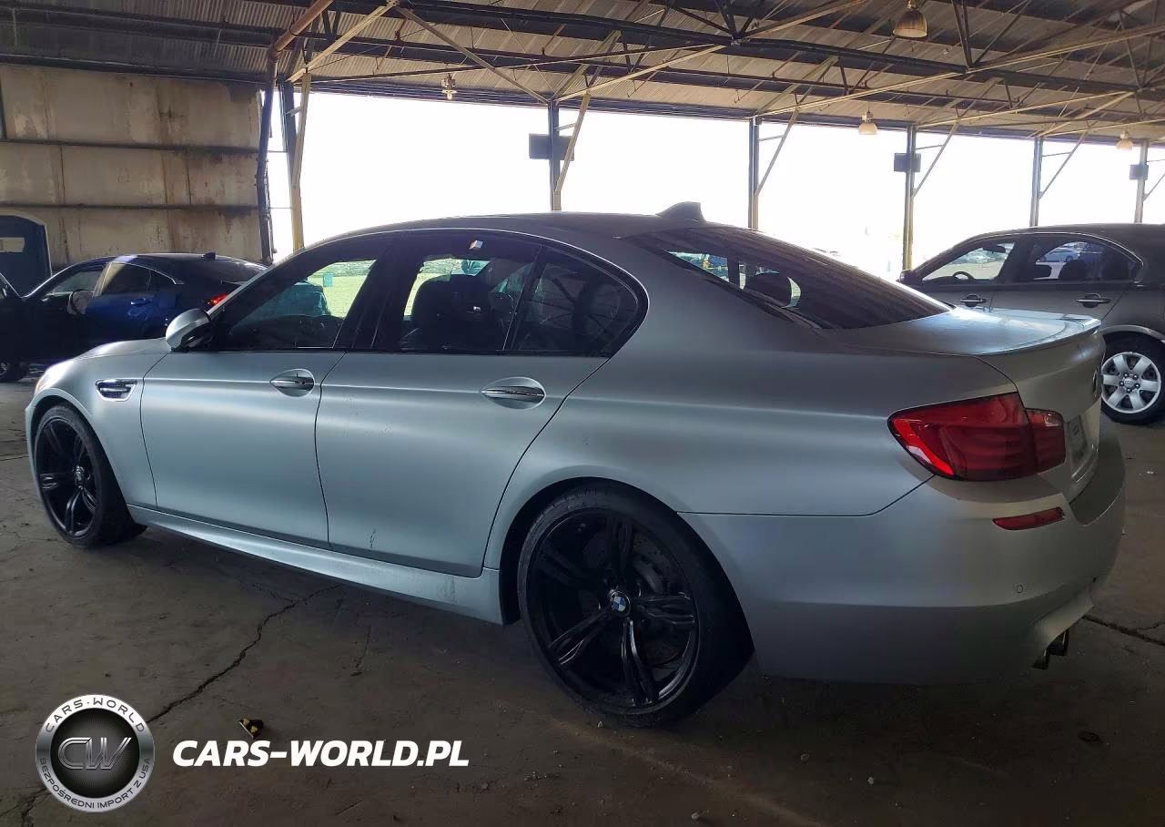 2013 BMW M5 VIN:WBSFV9C51DC773824 - 2