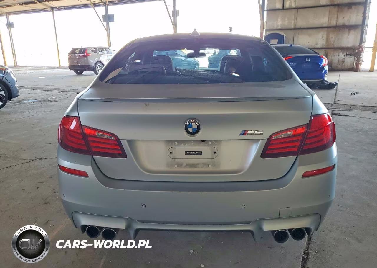2013 BMW M5 VIN:WBSFV9C51DC773824 - 6