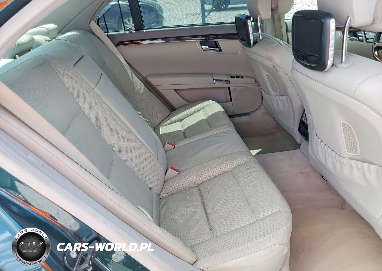 2010 Mercedes-Benz S 550 4Matic VIN:WDDNG8GB9AA329773 - 10