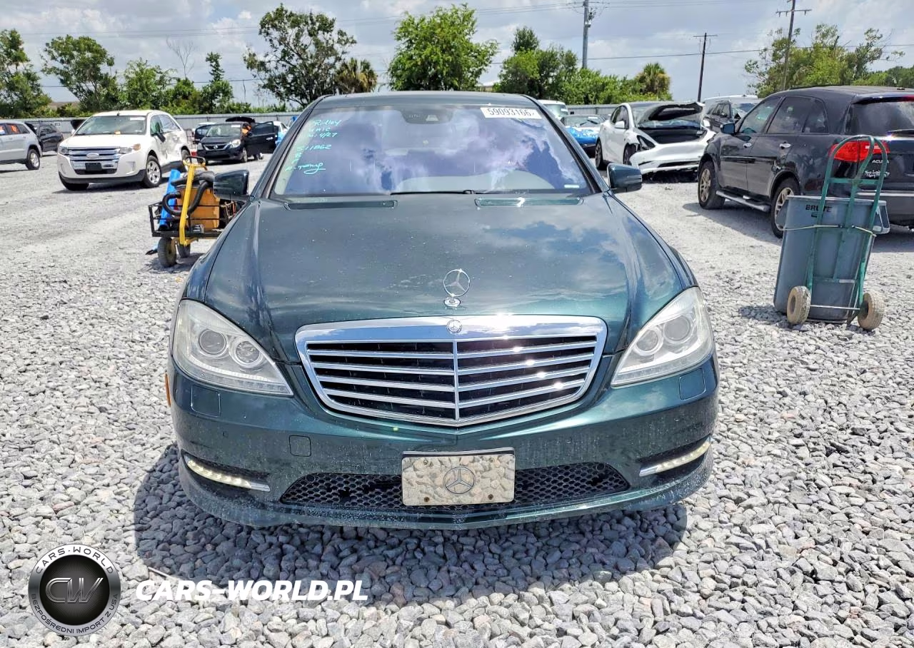 2010 Mercedes-Benz S 550 4Matic VIN:WDDNG8GB9AA329773 - 5