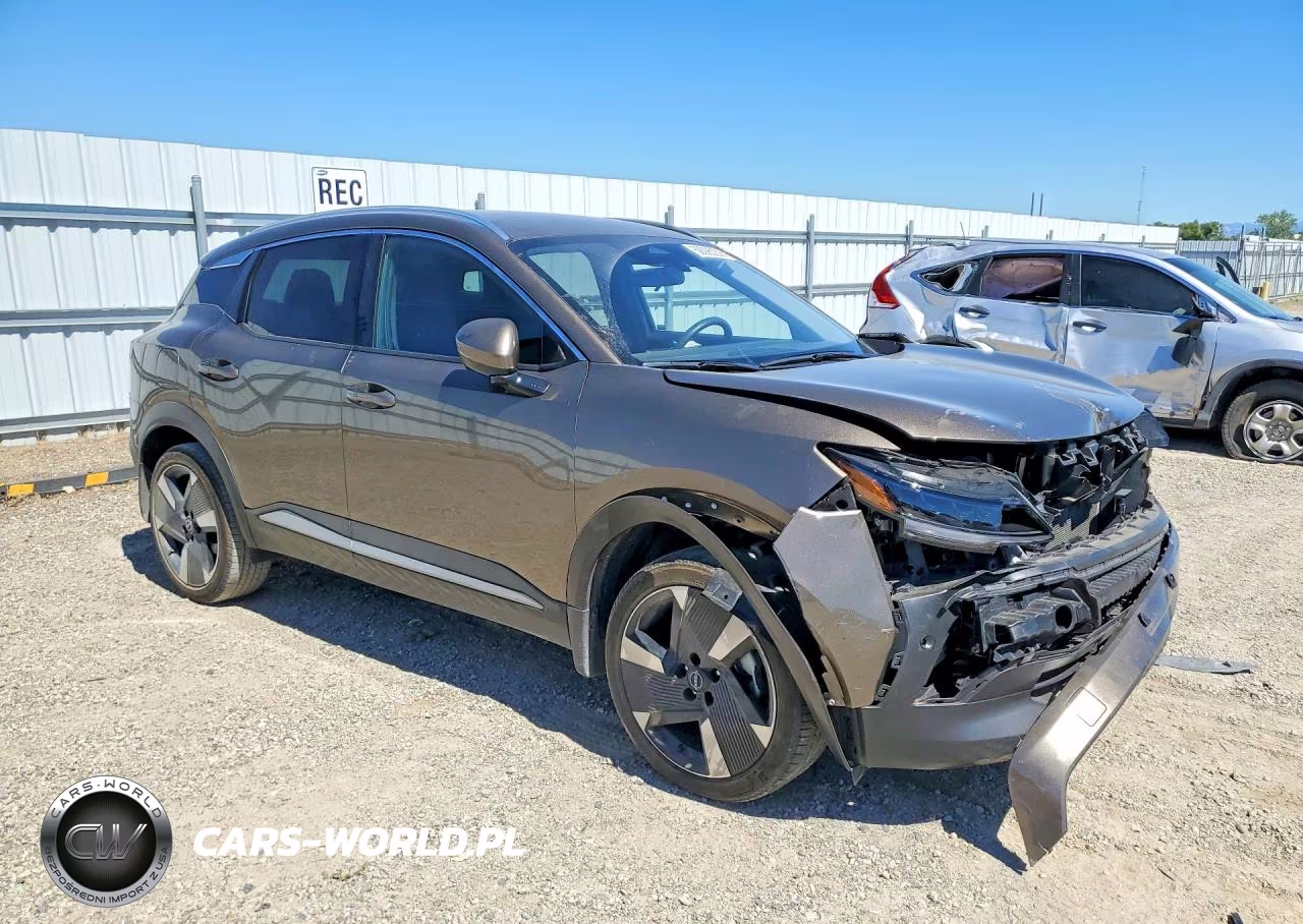 2025 Nissan Kicks Sr VIN:3N8AP6DB4SL368870 - 4