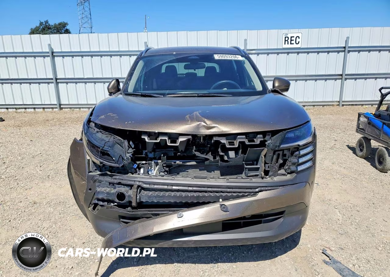 2025 Nissan Kicks Sr VIN:3N8AP6DB4SL368870 - 5