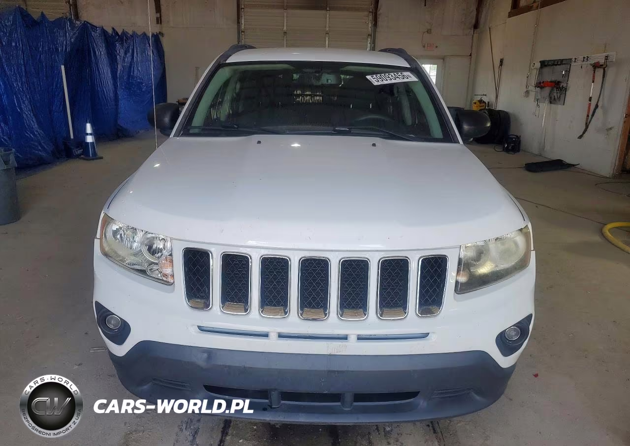 2017 Jeep Compass Sport VIN:1C4NJCBA8HD136617 - 5