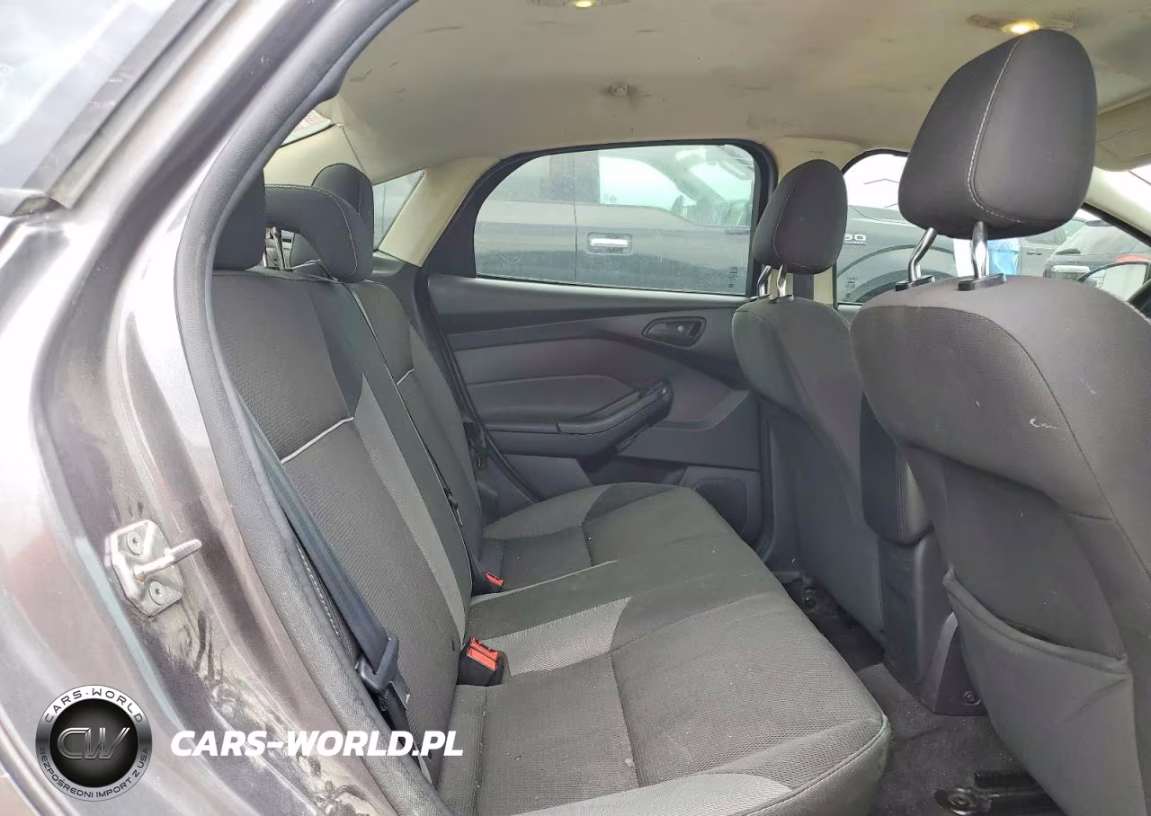 2012 Ford Focus Se VIN:1FAHP3F29CL285606 - 10