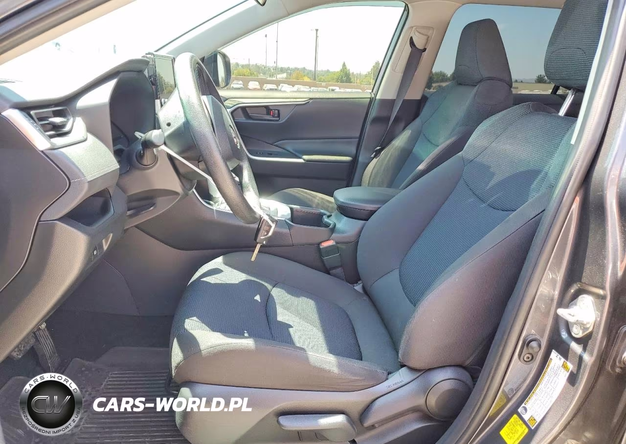 2025 Toyota Rav4 Le VIN:JTMMWRFVXSD326116 - 7
