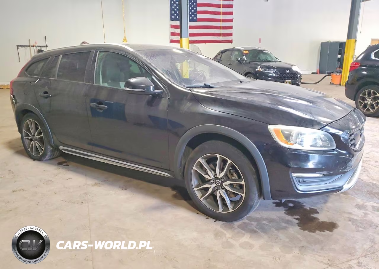 2016 Volvo V60 Cross Country Premier VIN:YV4612HK4G1013117 - 4