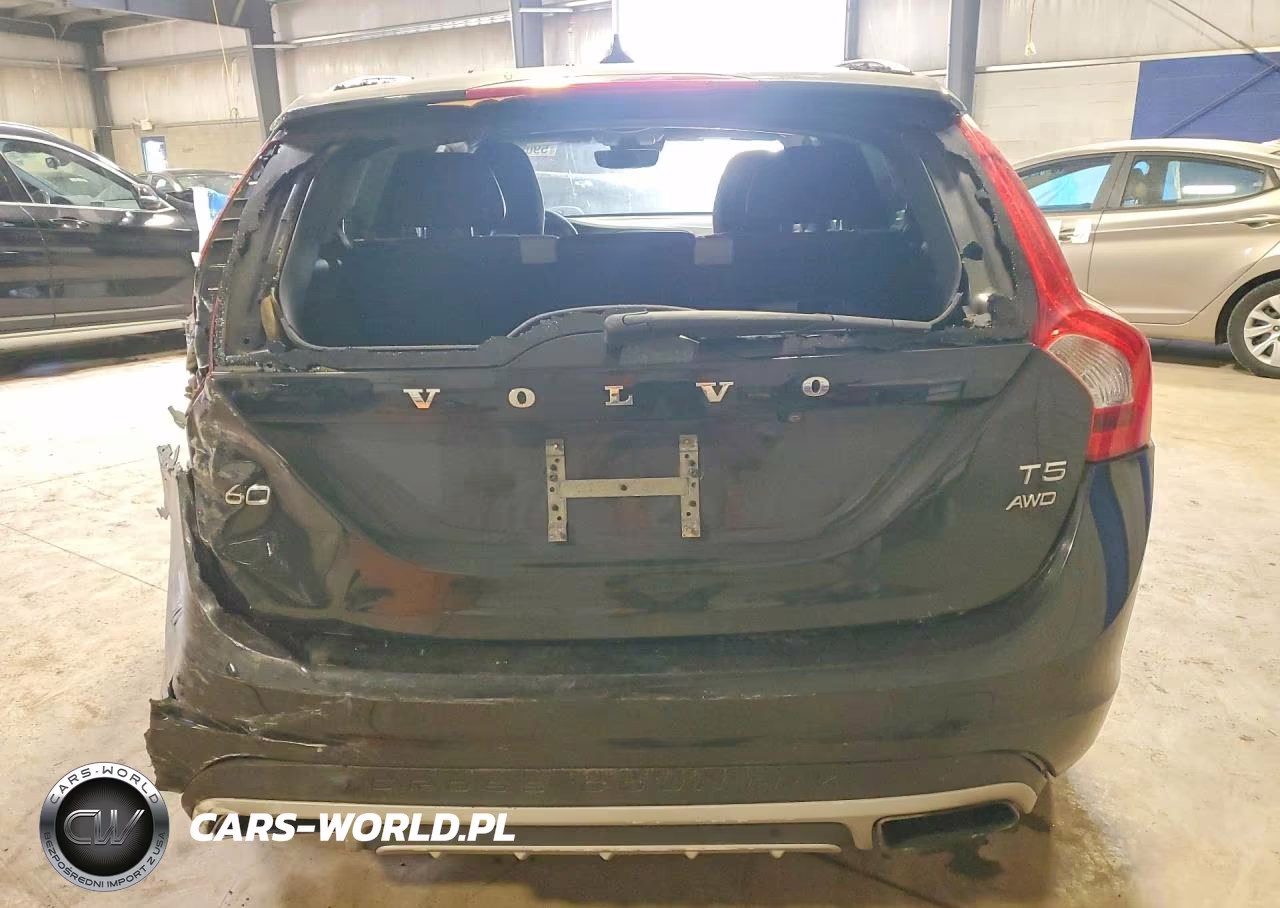 2016 Volvo V60 Cross Country Premier VIN:YV4612HK4G1013117 - 6